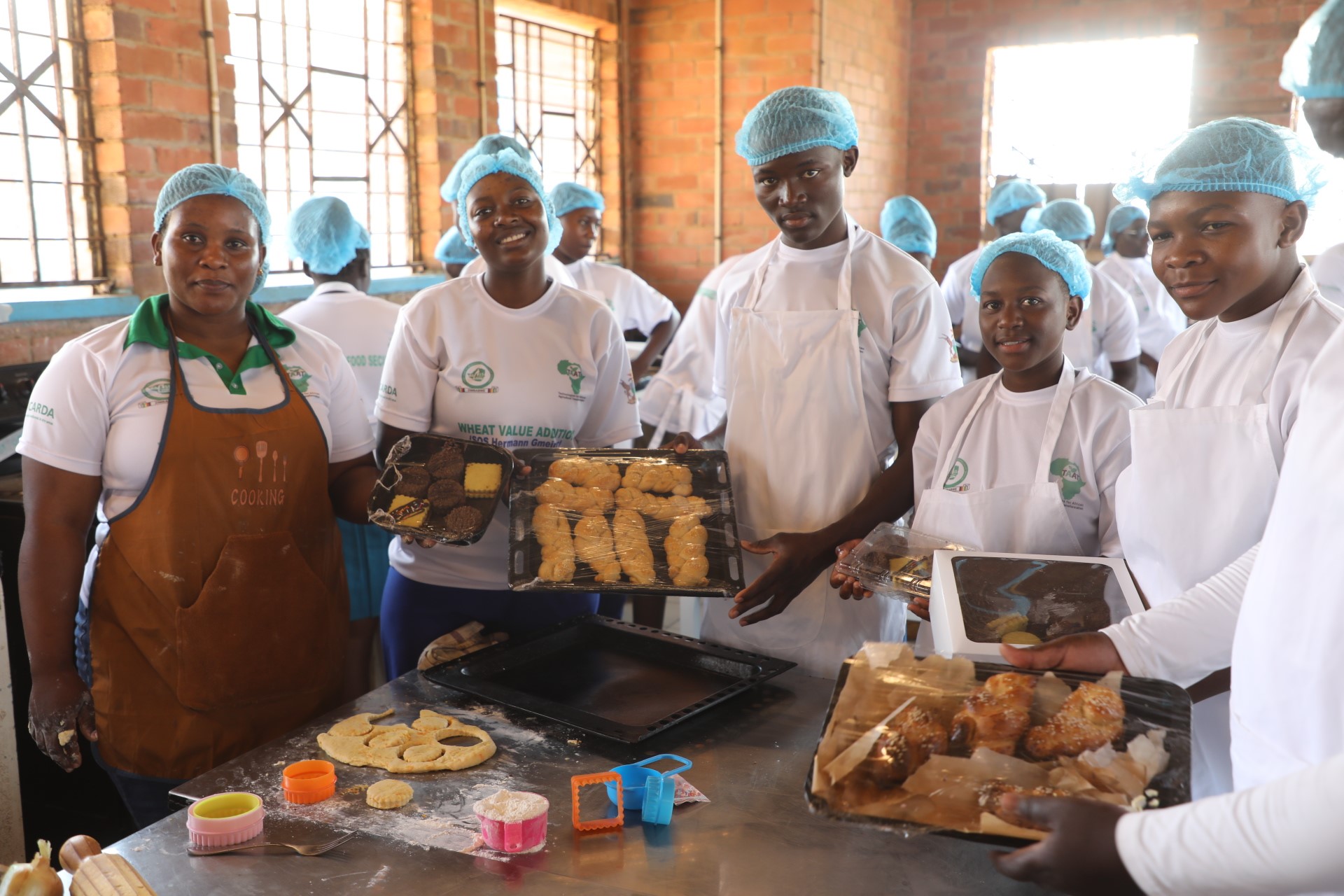 Students at the TAAT Workshop, SOS Hermann Gmeiner High School in Bindura, Zimbabwe - Photo: Jacqueline Tanhara/MLAFWRD