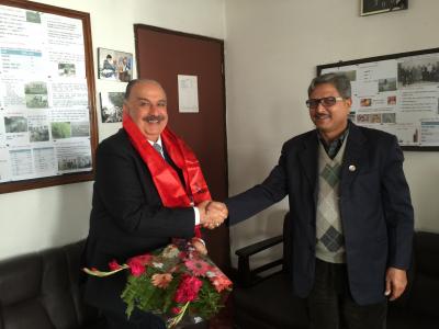 Nepal’s Minister for Agricultural Development, Mr. Haribol Prasad Gajurel (right) with Dr. Mahmoud Solh (left)