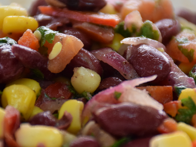 Kidney bean salad with a zing 