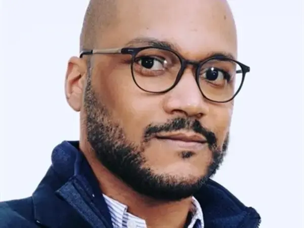 W Garrick Arden Long