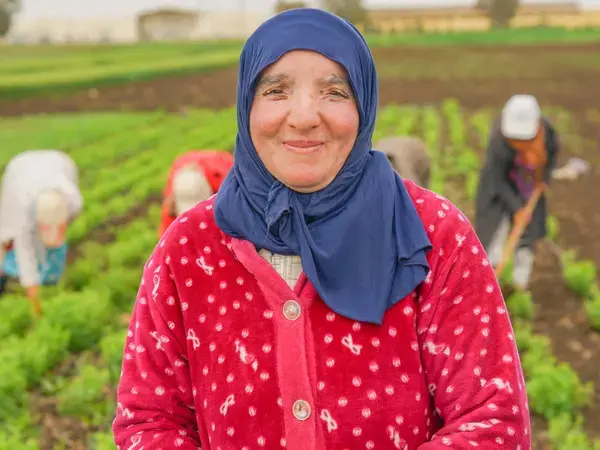 Women farmers working in the field. Photo: Adnane Azizi/ICARDA