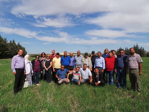 Group photo during the field day visit to OEP El Grine (Kairouan)