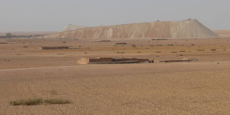 Phosphate mining in Benguerir, Morocco (credit: Chaloos-Flickr)